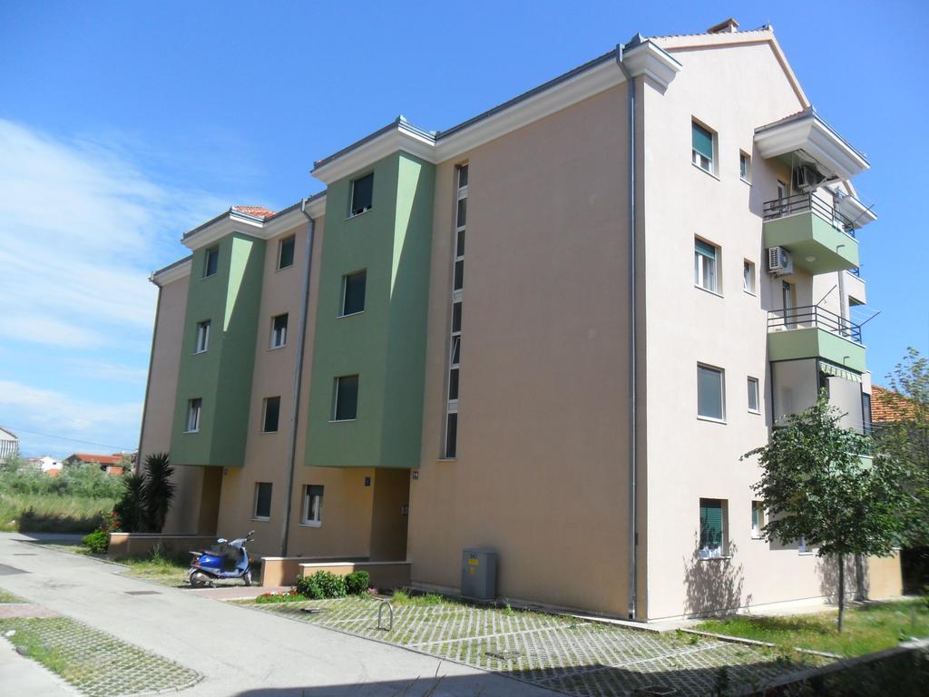 Apartment Ivan Trogir Exterior foto