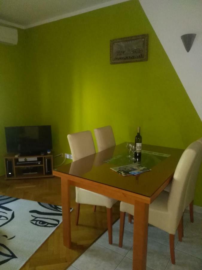 Apartment Ivan Trogir Exterior foto